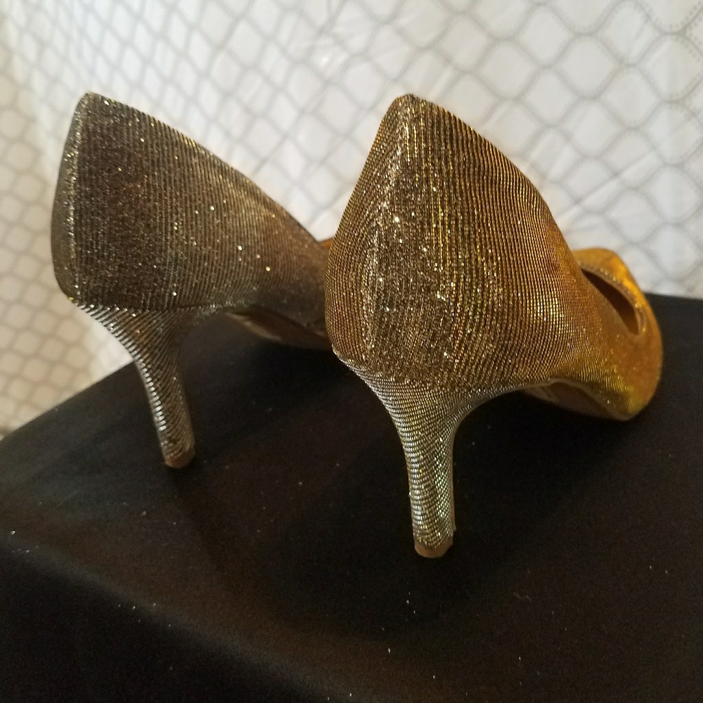 Heels - Picture 3 of 6